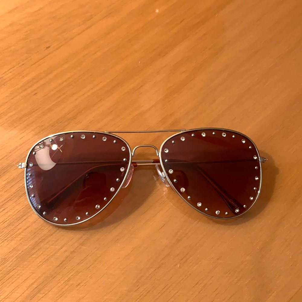 Women’s Aviator Sunglasses